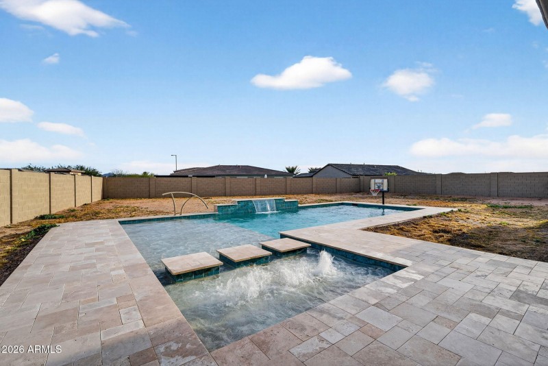 84-web-or-mls-93N 181st Dr