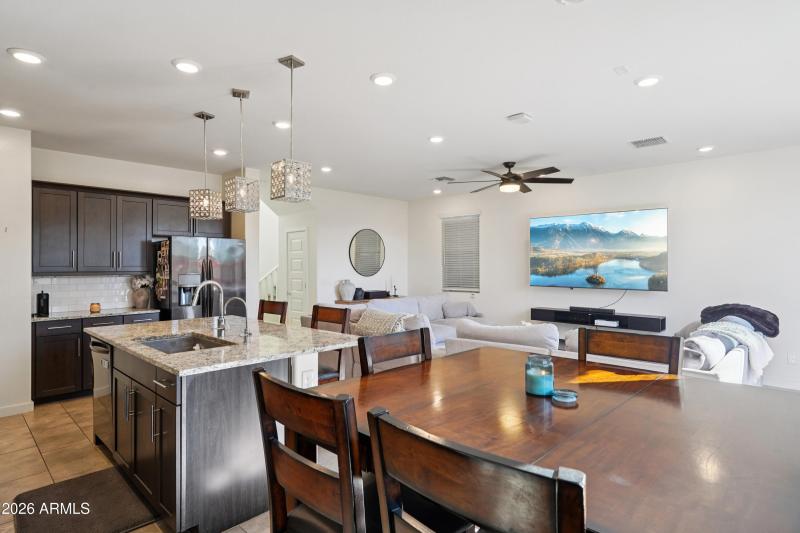 11-print-N 10th St-S2302-012