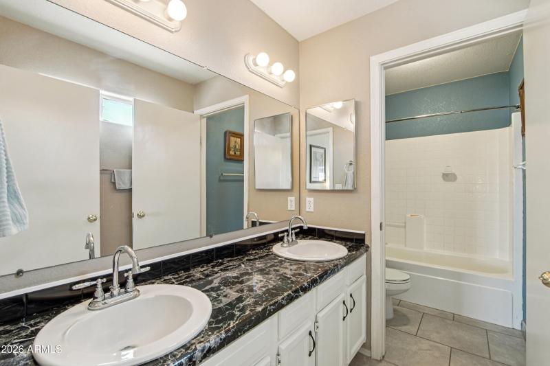 17-print-S Ash Ln-S2302-017