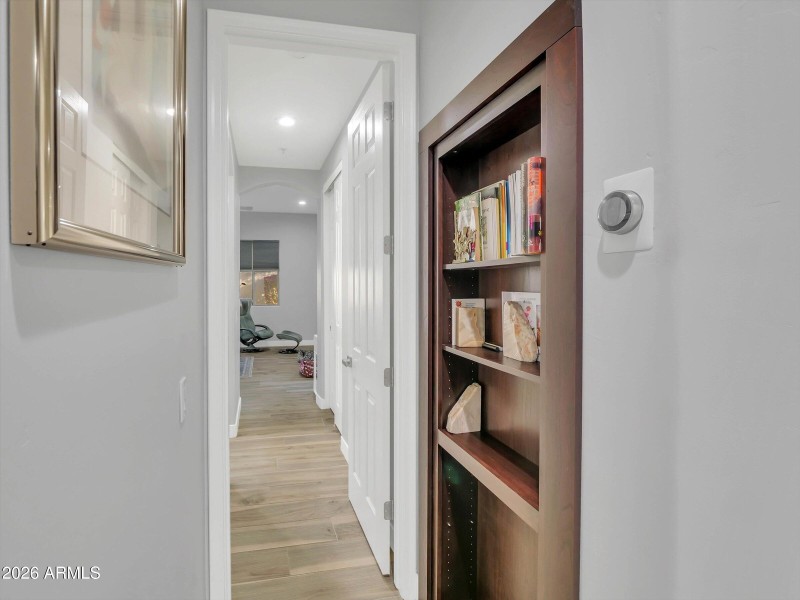 19-7246 E Lupine Ave-19