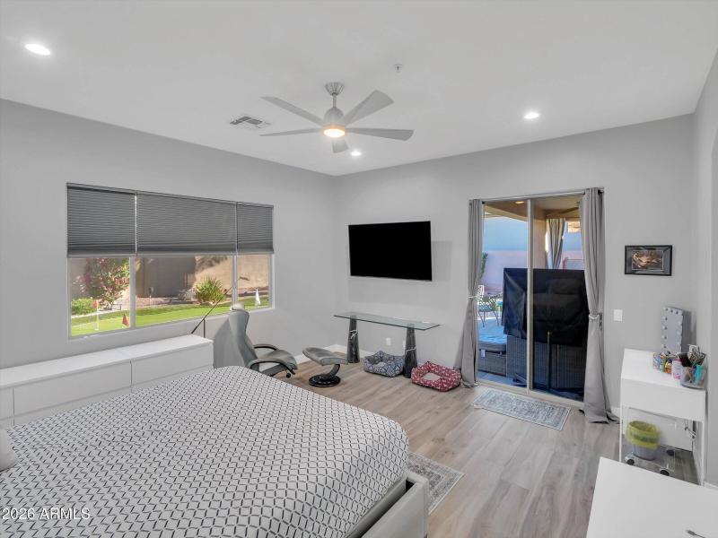 20-7246 E Lupine Ave-20