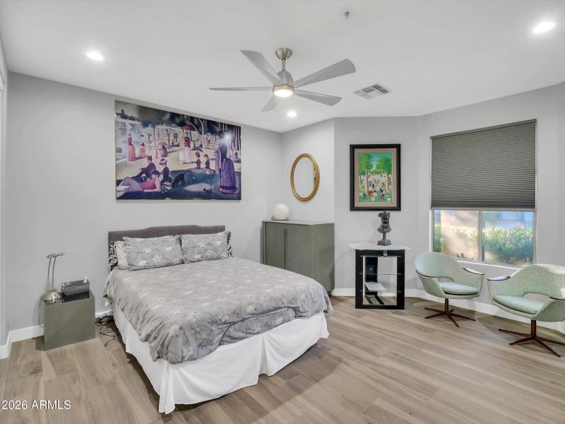 26-7246 E Lupine Ave-26