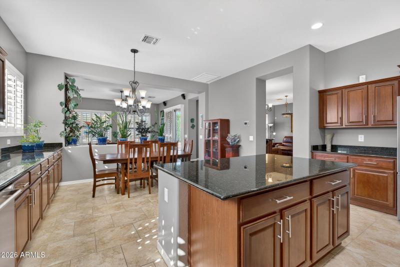 21-web-or-mls-2336 W River Rock Ct - 60