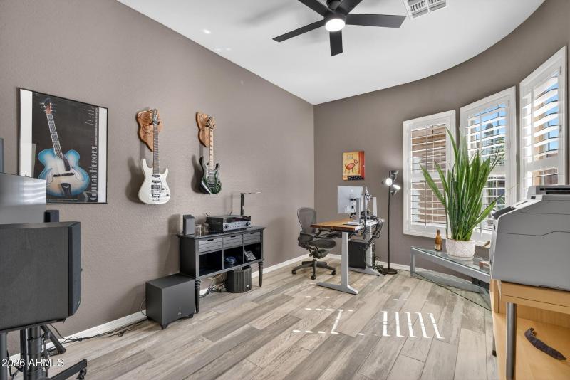 25-web-or-mls-2336 W River Rock Ct - 50