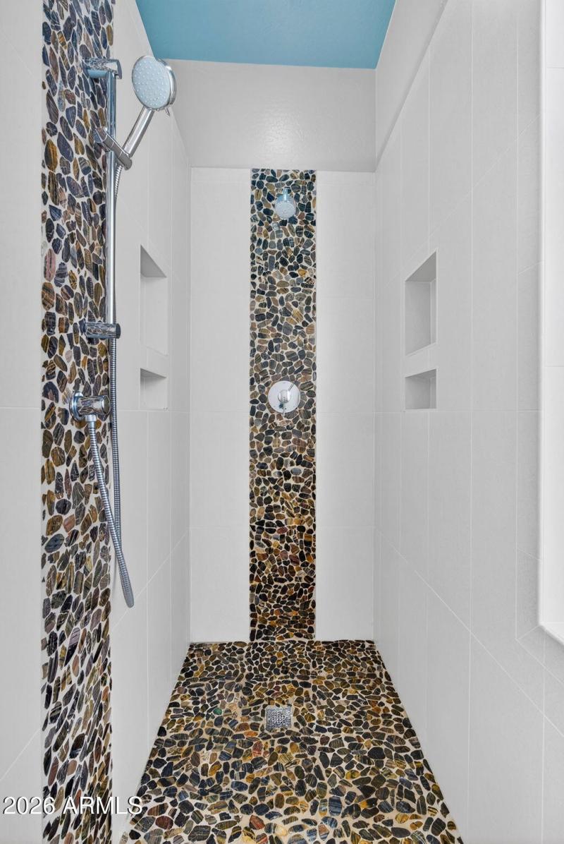 33-web-or-mls-2336 W River Rock Ct - 77