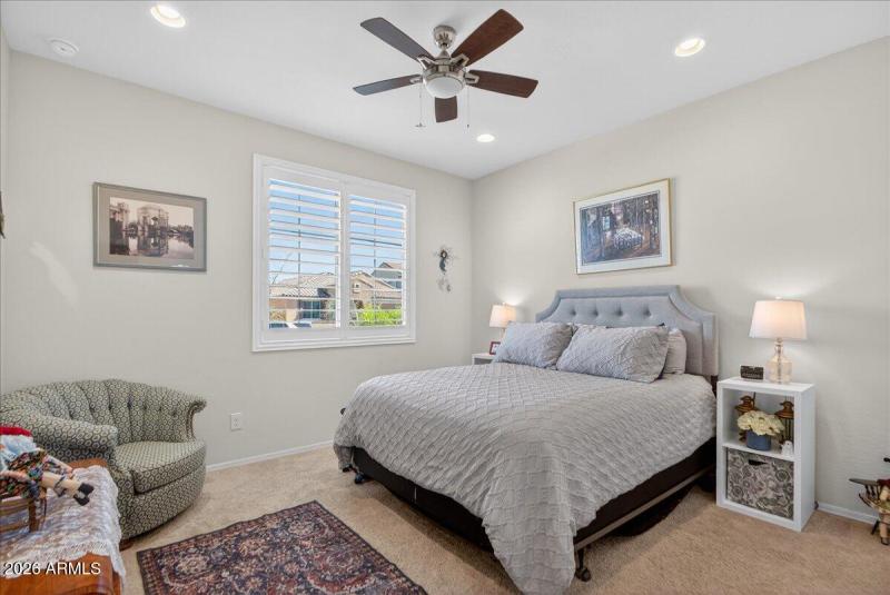 27-25466 N 163rd Dr_RedHogMedia