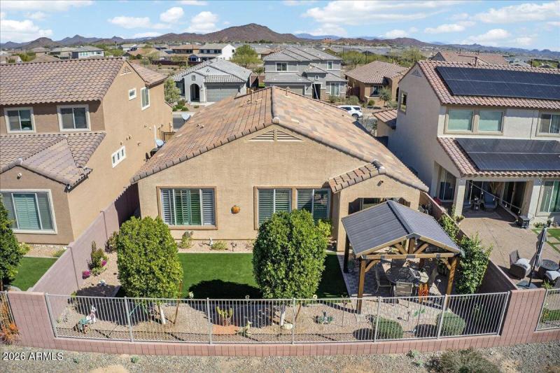 37-25466 N 163rd Dr_RedHogMedia