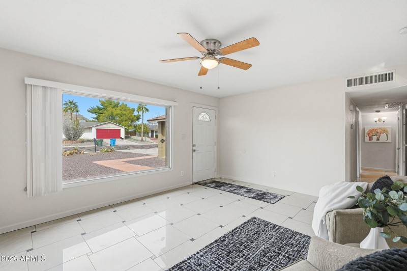 Main Livng area with Mt Views!