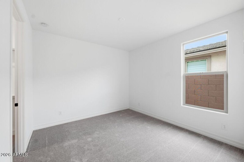 hj-az-phoenix-asante-passage-yellowstone