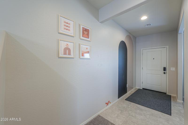 43653 W CYPRESS Lane