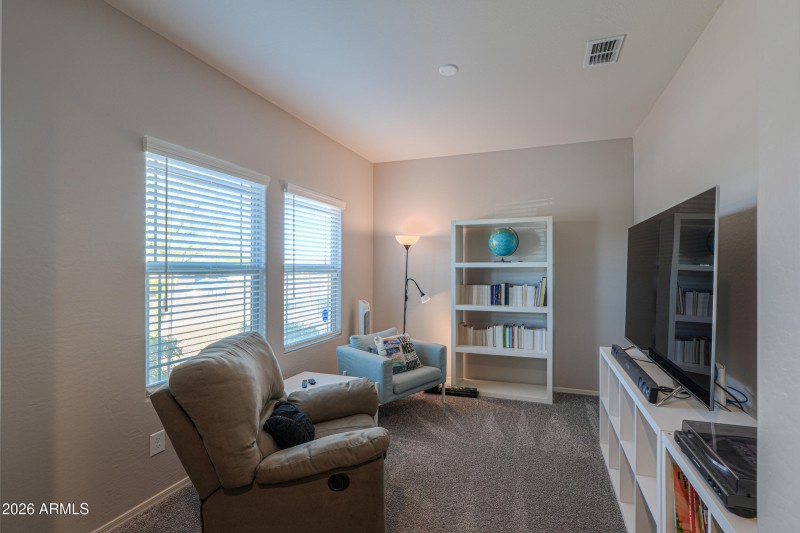 43653 W CYPRESS Lane