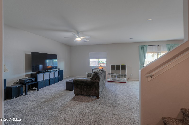 43653 W CYPRESS Lane