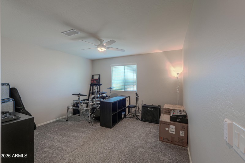 43653 W CYPRESS Lane