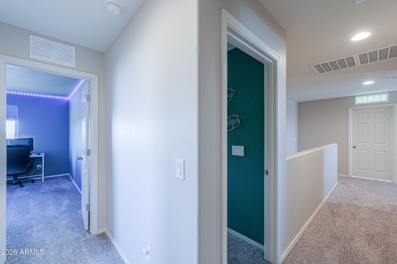 43653 W CYPRESS Lane