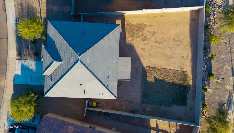 43653 W CYPRESS Lane