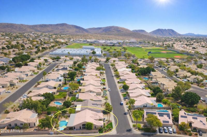 7184 Foothill Dr - 60 - Neighborhood Dro