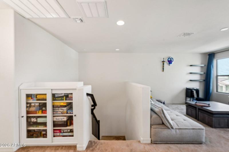 27-web-or-mls-W Odeum Ln-S2402-027