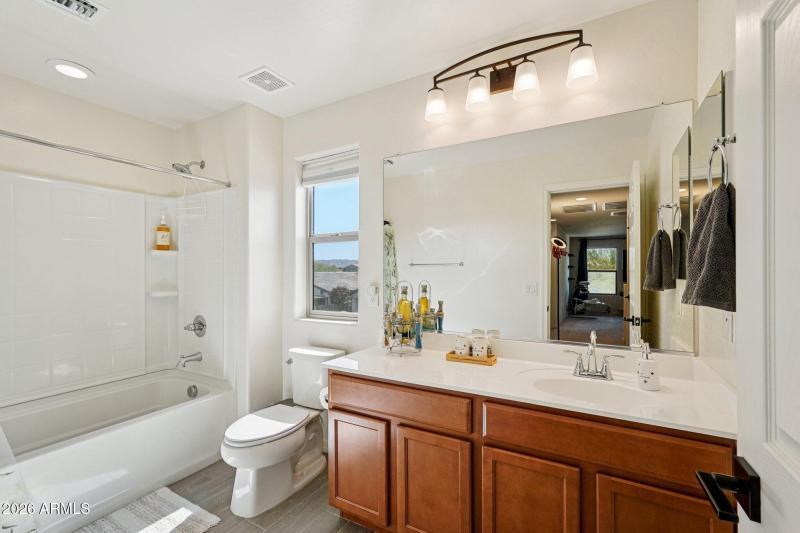 24-web-or-mls-W Odeum Ln-S2402-024