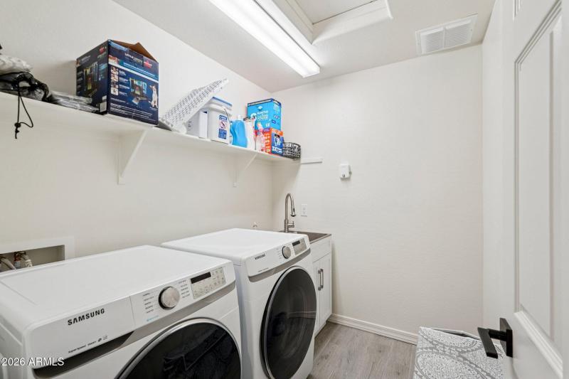 21-web-or-mls-W Odeum Ln-S2402-021