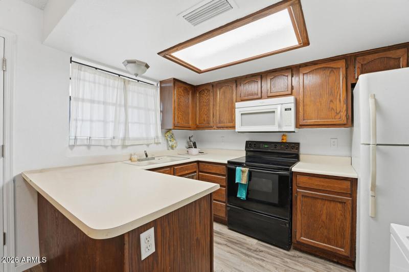 6610 W Kingston Ln-10