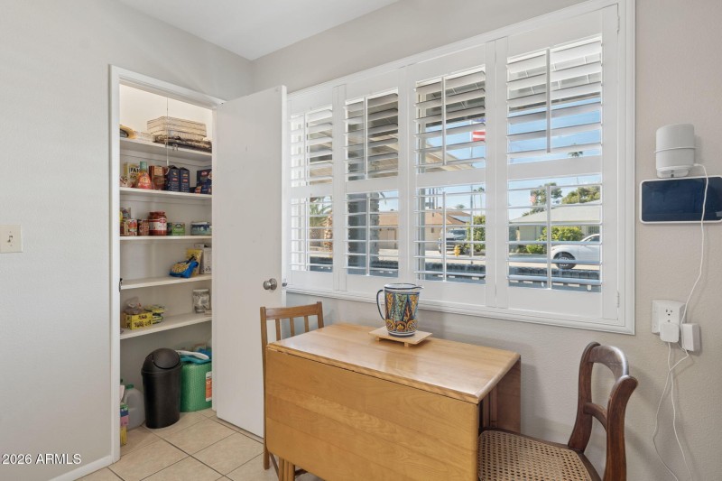 13-web-or-mls-10520-w-white-mountain-rd