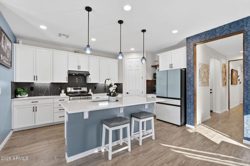 11-web-or-mls-14W Blue sky Dr