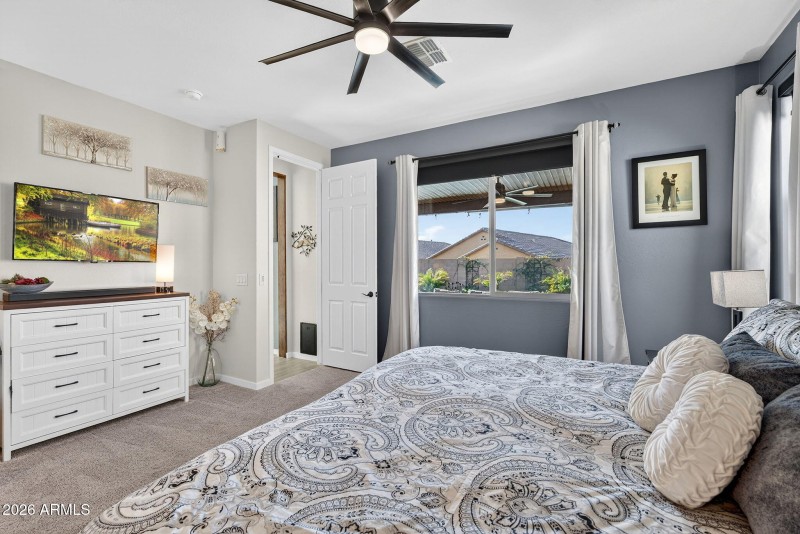 21-web-or-mls-27W Blue sky Dr