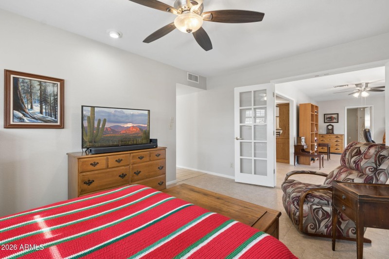 20-web-or-mls-10520-w-white-mountain-rd