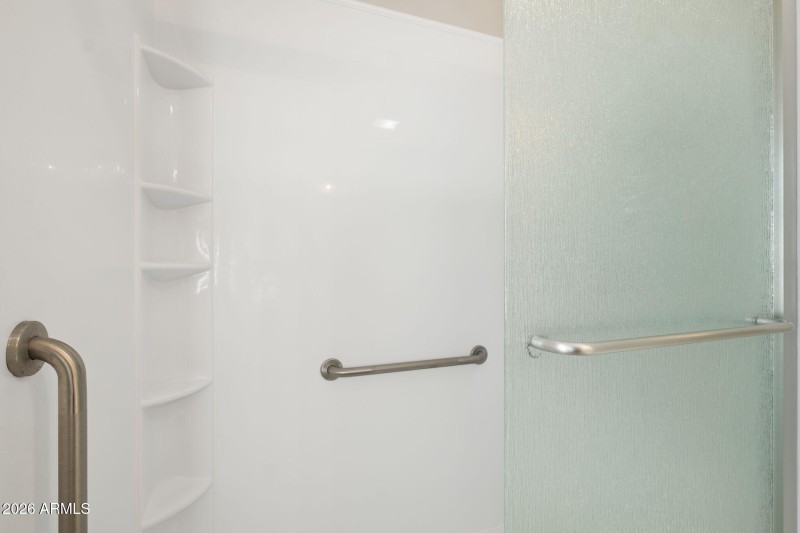 23-web-or-mls-10520-w-white-mountain-rd