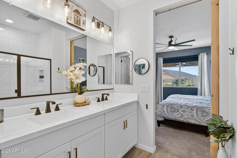 25-web-or-mls-31W Blue sky Dr