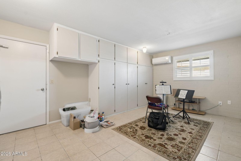 28-web-or-mls-10520-w-white-mountain-rd