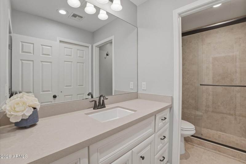 Jack n Jill Bathroom