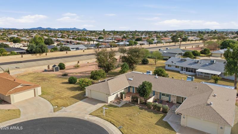 Drone shot of cul-de-sac at Pineridge