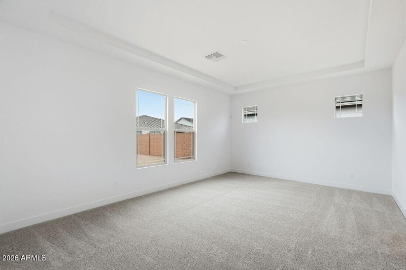 hj-az-phoenix-aloravita-south-summit-cat