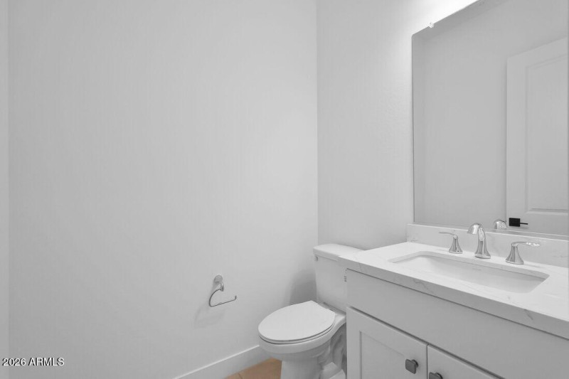 hj-az-phoenix-aloravita-south-summit-cat