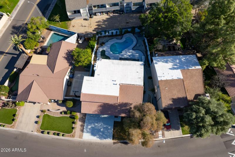 E Northshore Dr (1506)-45