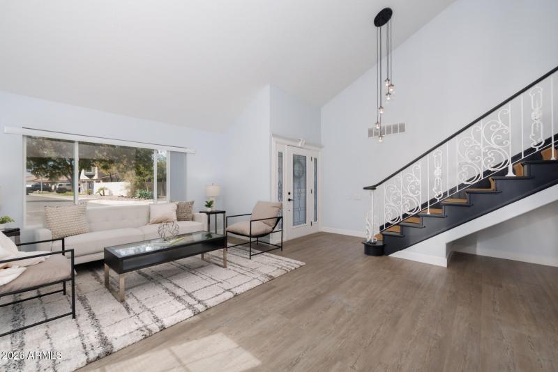 E Northshore Dr (1506)-19