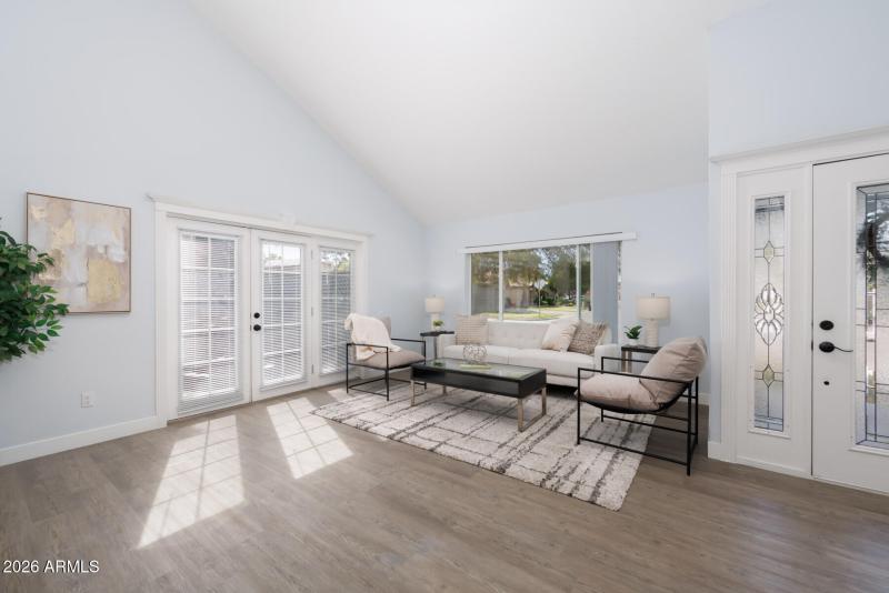 E Northshore Dr (1506)-18