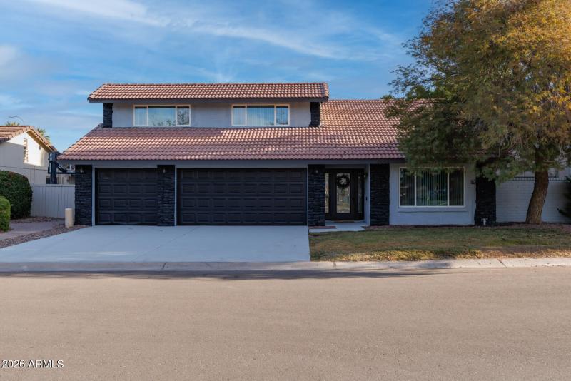 E Northshore Dr (1506)-7