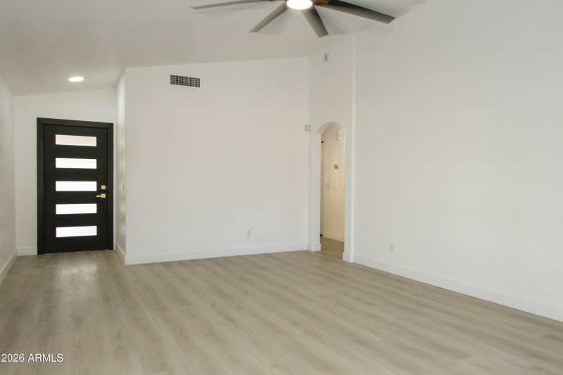 2022 E Villa Maria Dr-8