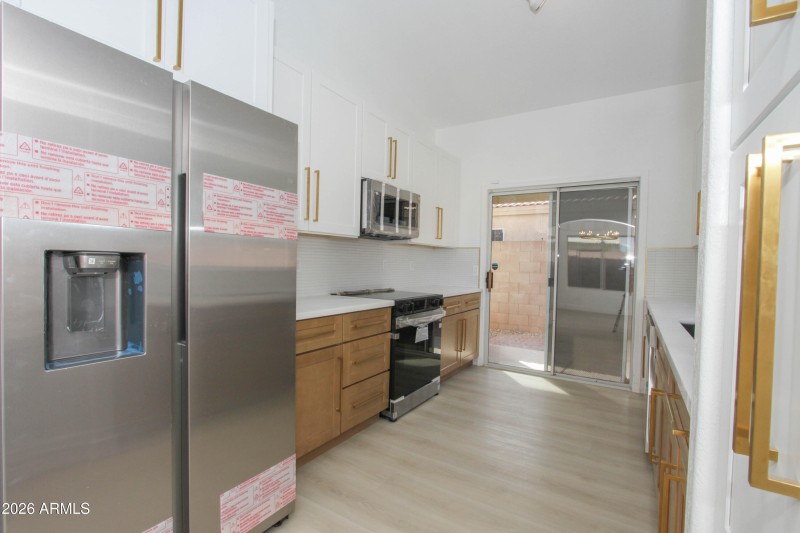 2022 E Villa Maria Dr-11