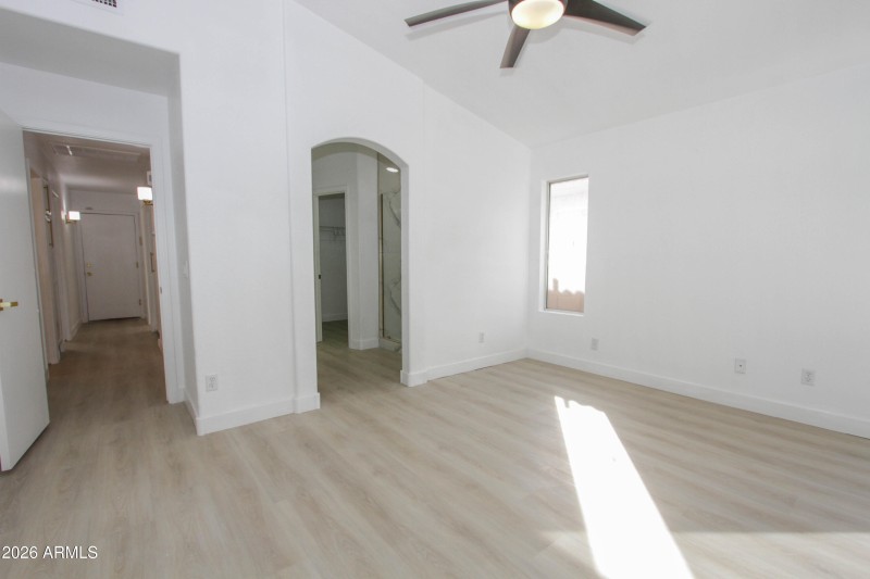 2022 E Villa Maria Dr-15