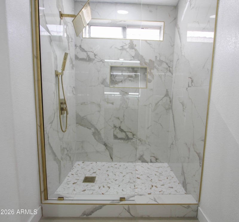 2022 E Villa Maria Dr-18