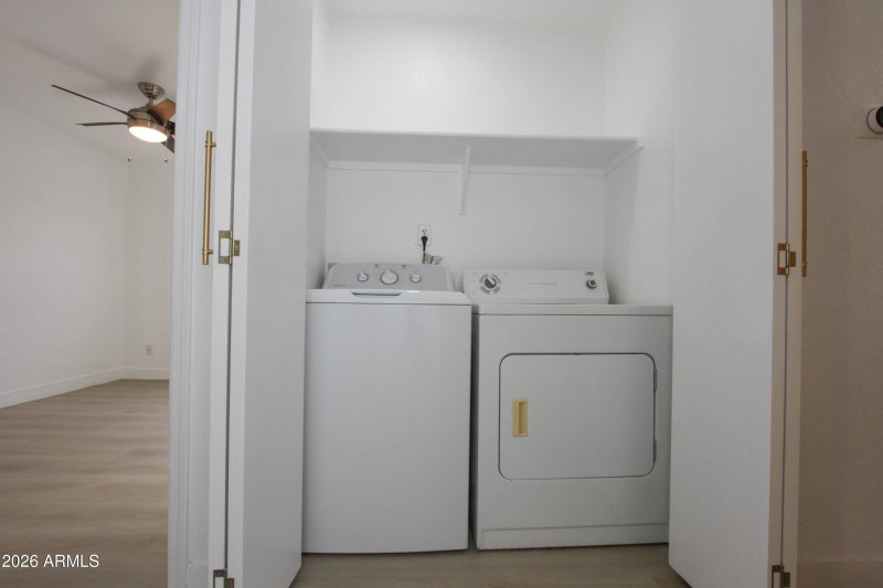 2022 E Villa Maria Dr-31