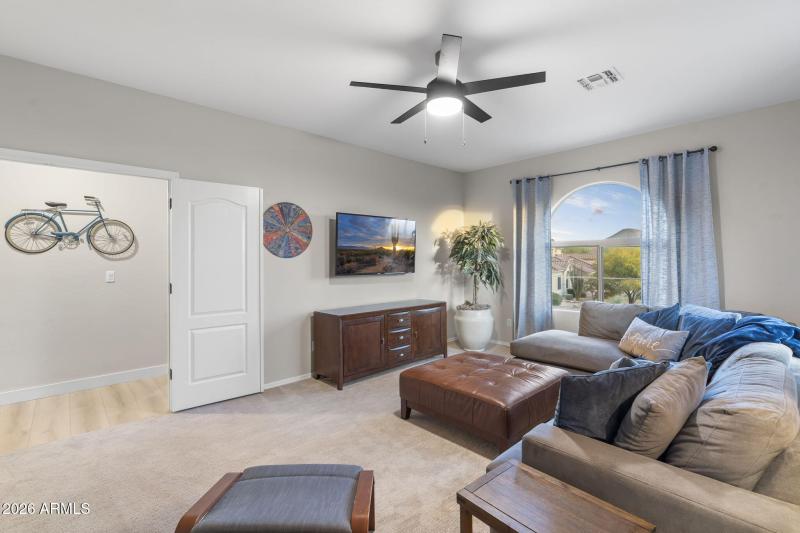 Bedroom 5/Flex Space