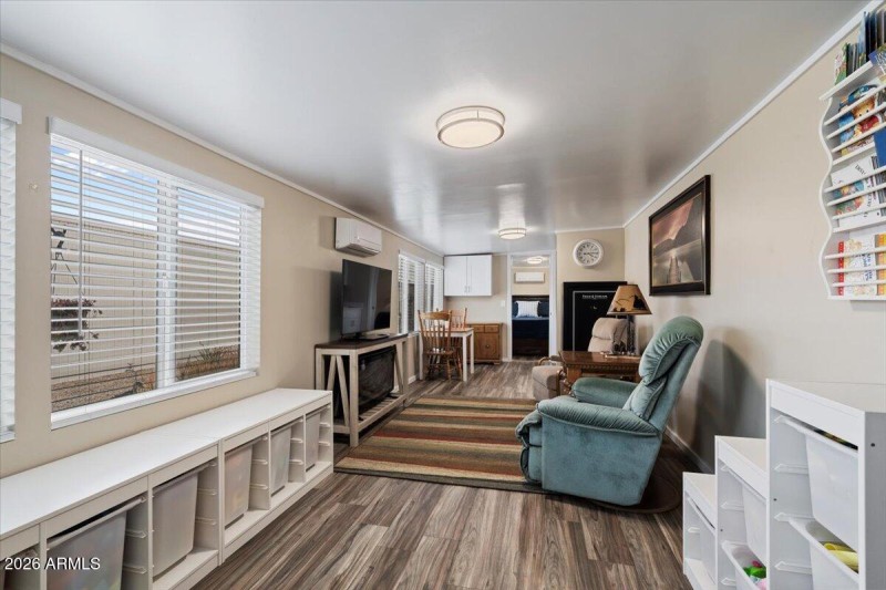 Bonus Living Room / Mother in law Suite