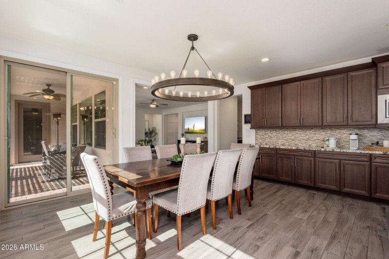 4441 S Gardenia Dr - 08