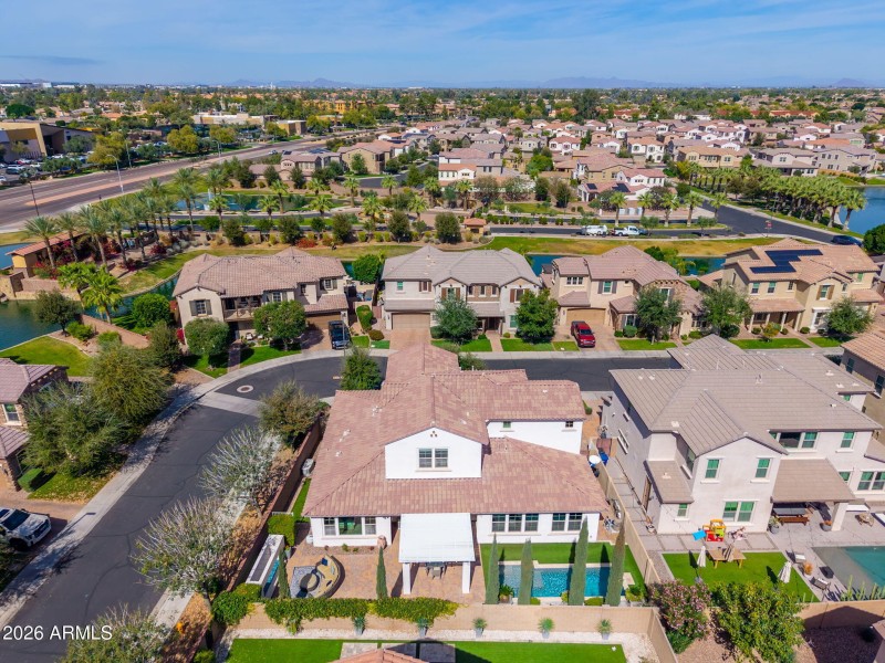 4441 S Gardenia Dr - 53