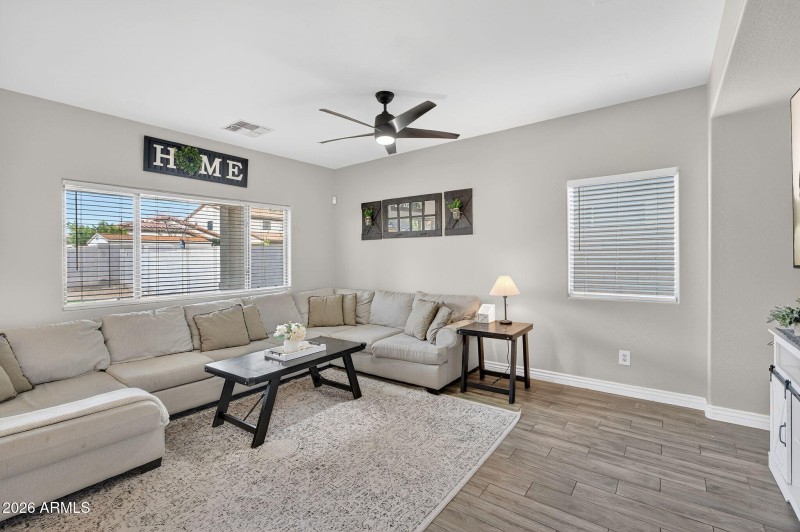 5-web-or-mls-14W Dragon Tree Ave