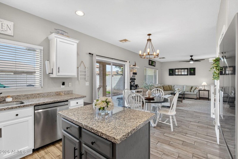 15-web-or-mls-23W Dragon Tree Ave